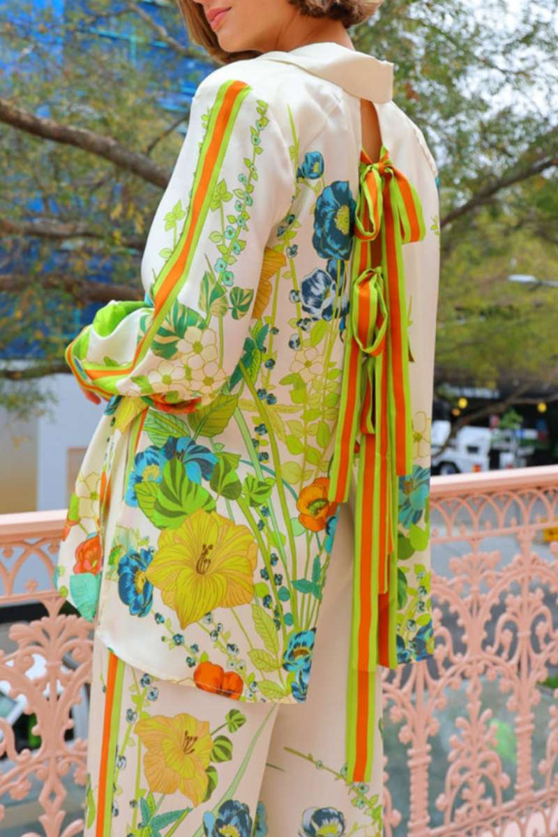 Tailored Silhouette Floral Print Pants Set