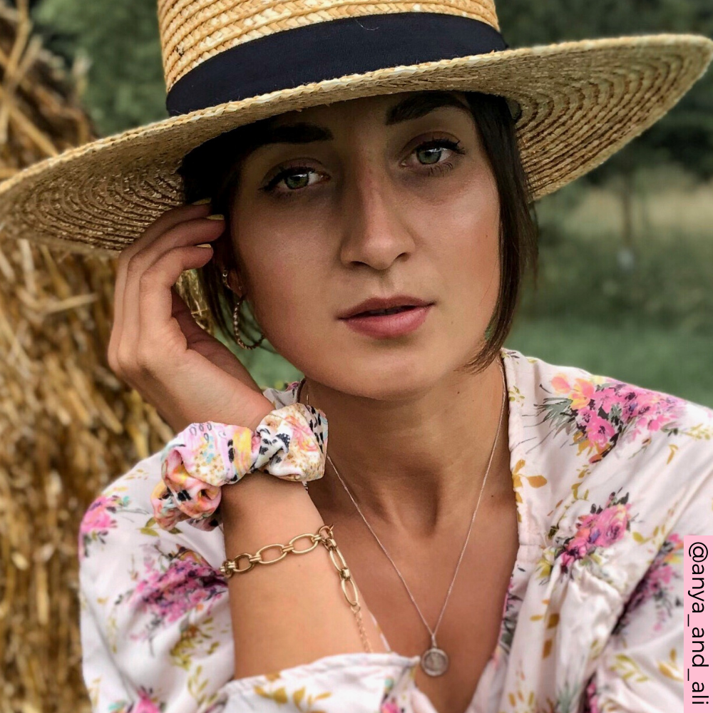 Soyut Tarzda Saç Tokası