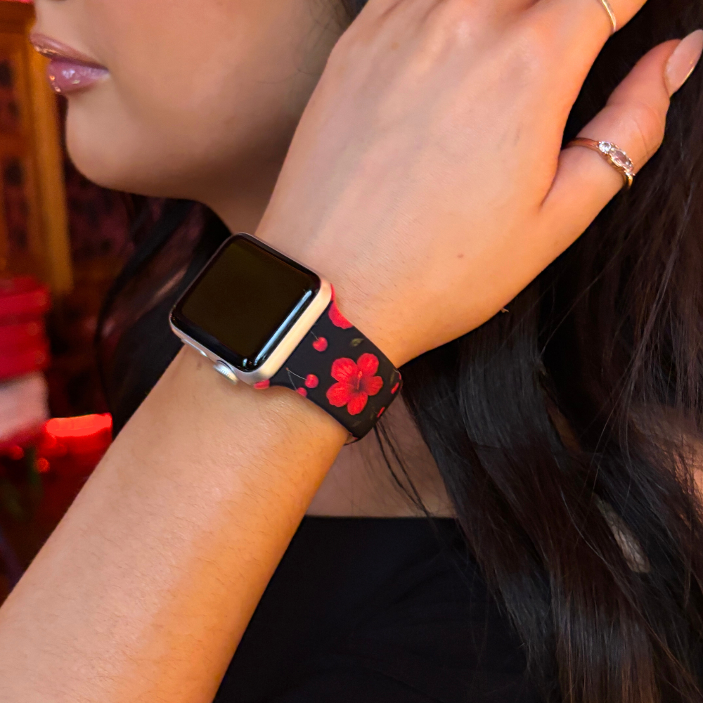 Kiraz ve Hibiskus Desenli Apple Watch Kayışı