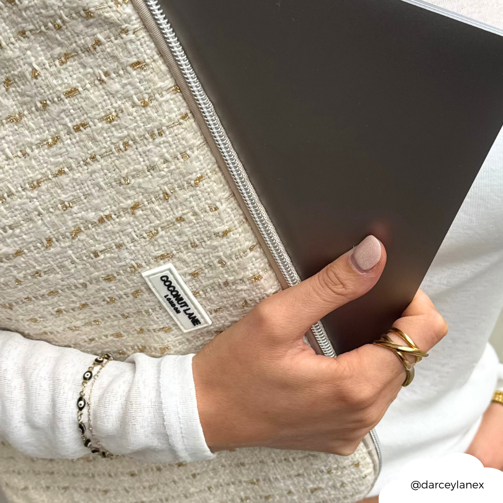 Vanilya Dokulu Tüvit Dizüstü Bilgisayar Kılıfı 