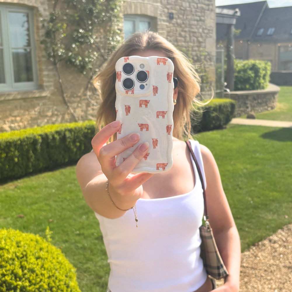 Wavy Phone Case - Highland Cow