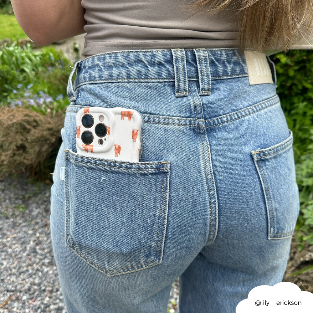 Wavy Phone Case - Highland Cow