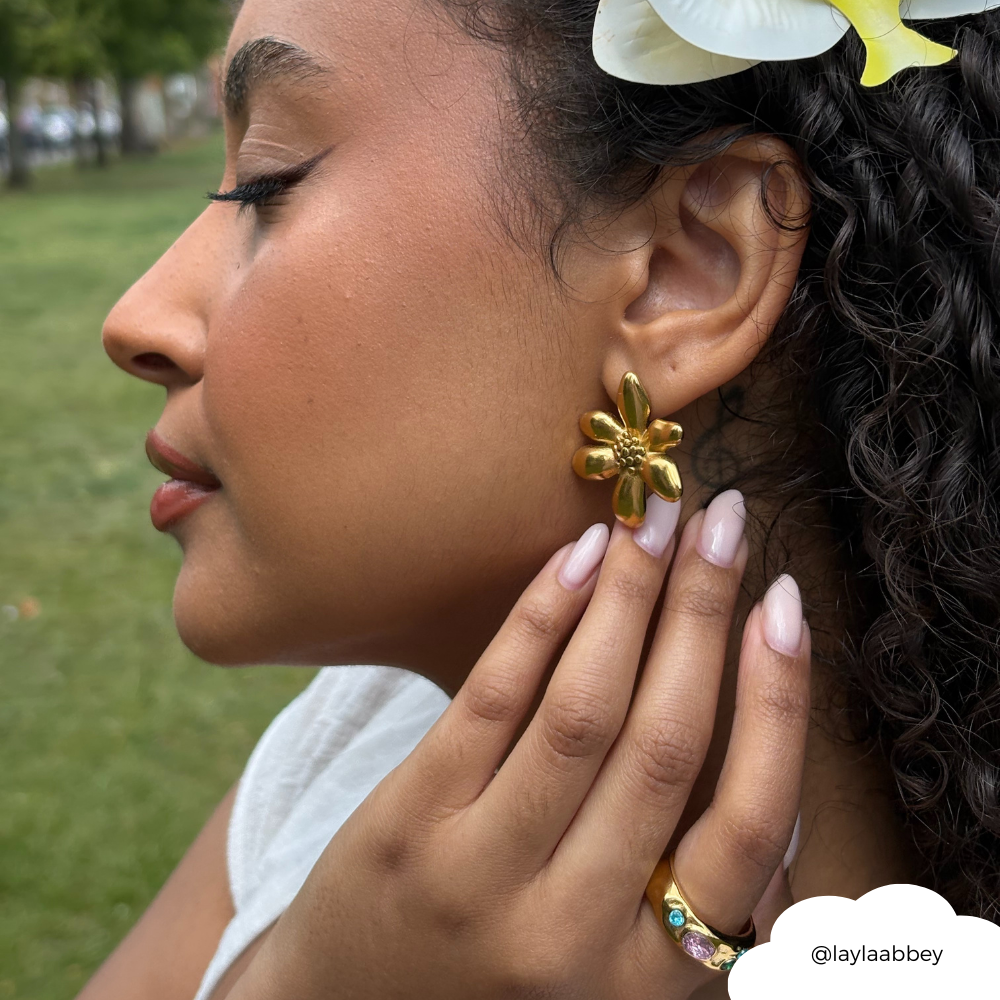 Cala Bloom Earrings