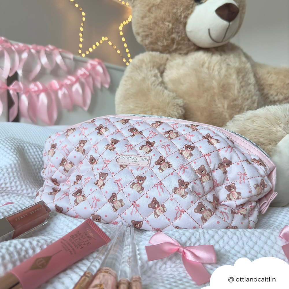 Genişletilebilir Makyaj Çantası - Kapitone Thea Teddy