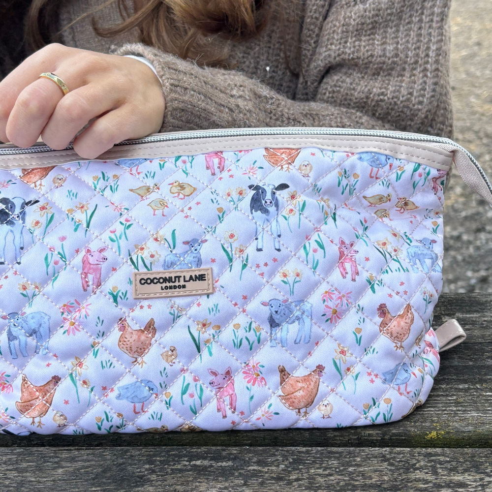 Genişletilebilir Makyaj Çantası - Kapitone Çiftlik Hayvanları