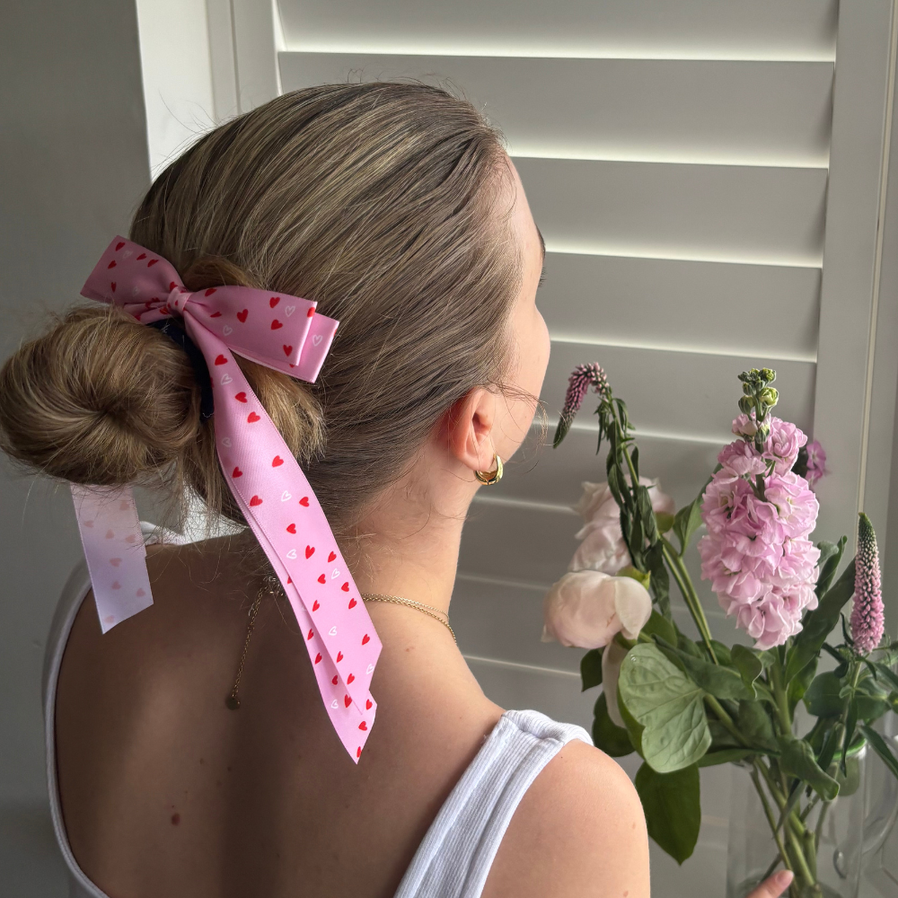 Kurdeleli Fiyonk Toka - Sevimli Kalpler