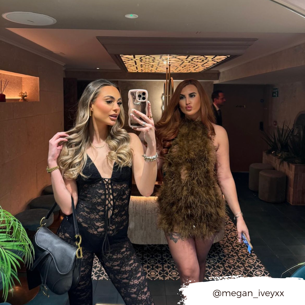 Kavisli Aynalı Telefon Kılıfı - Pembe