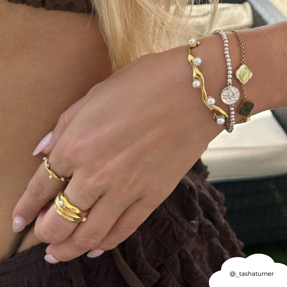 Oyster Pearl Vine Bangle