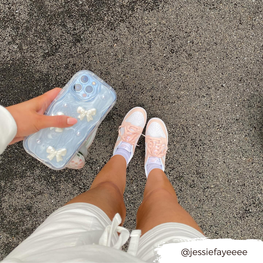 İnci ve Kurdeleli Telefon Kılıfı