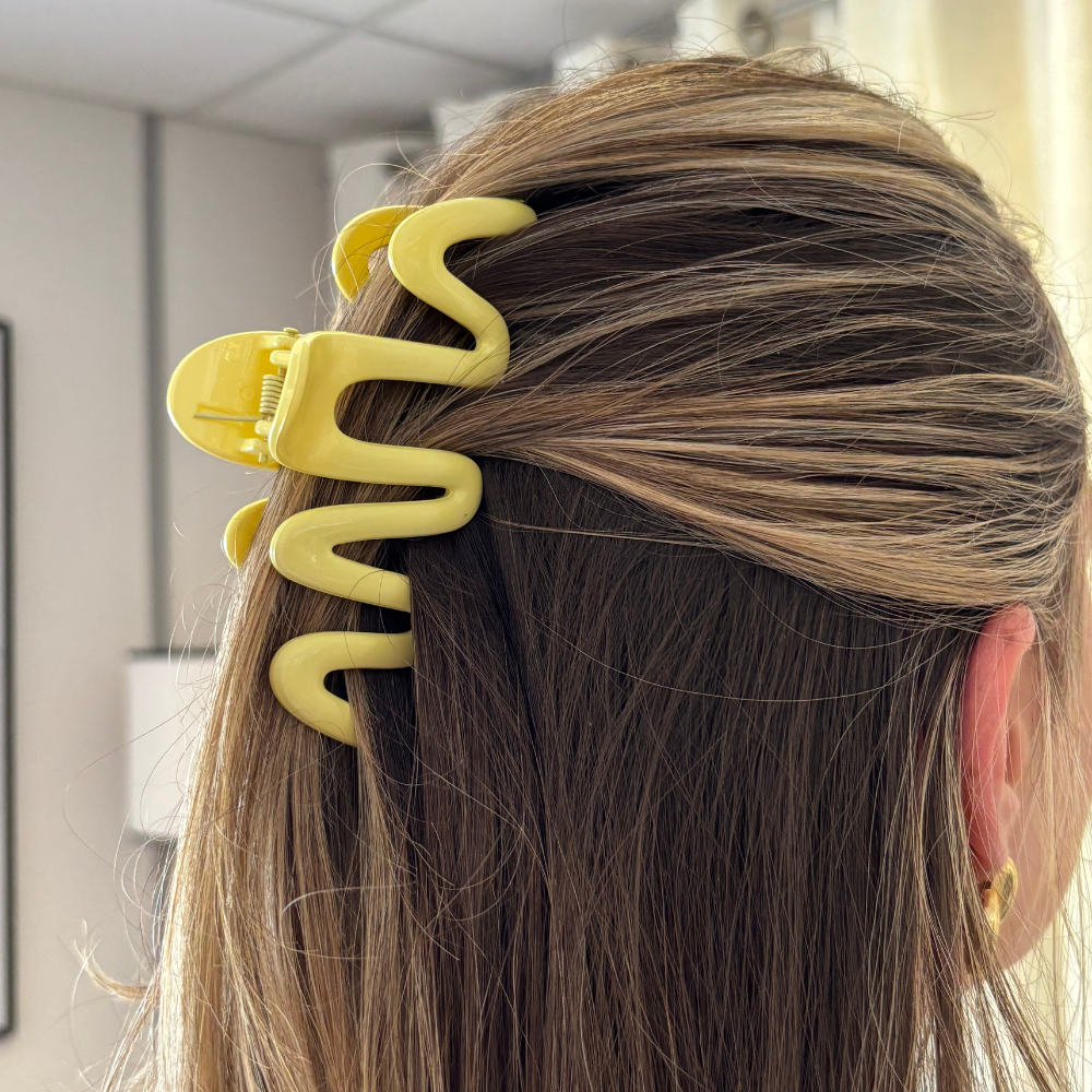 Squiggle Claw Clip - Yellow