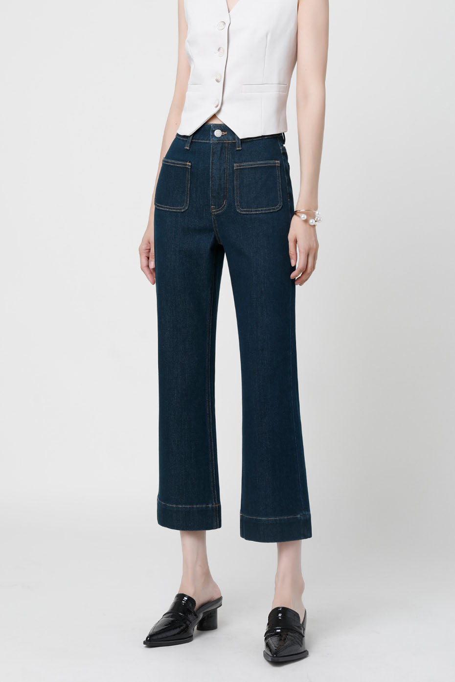 Petite Flare High-Waist Jeans