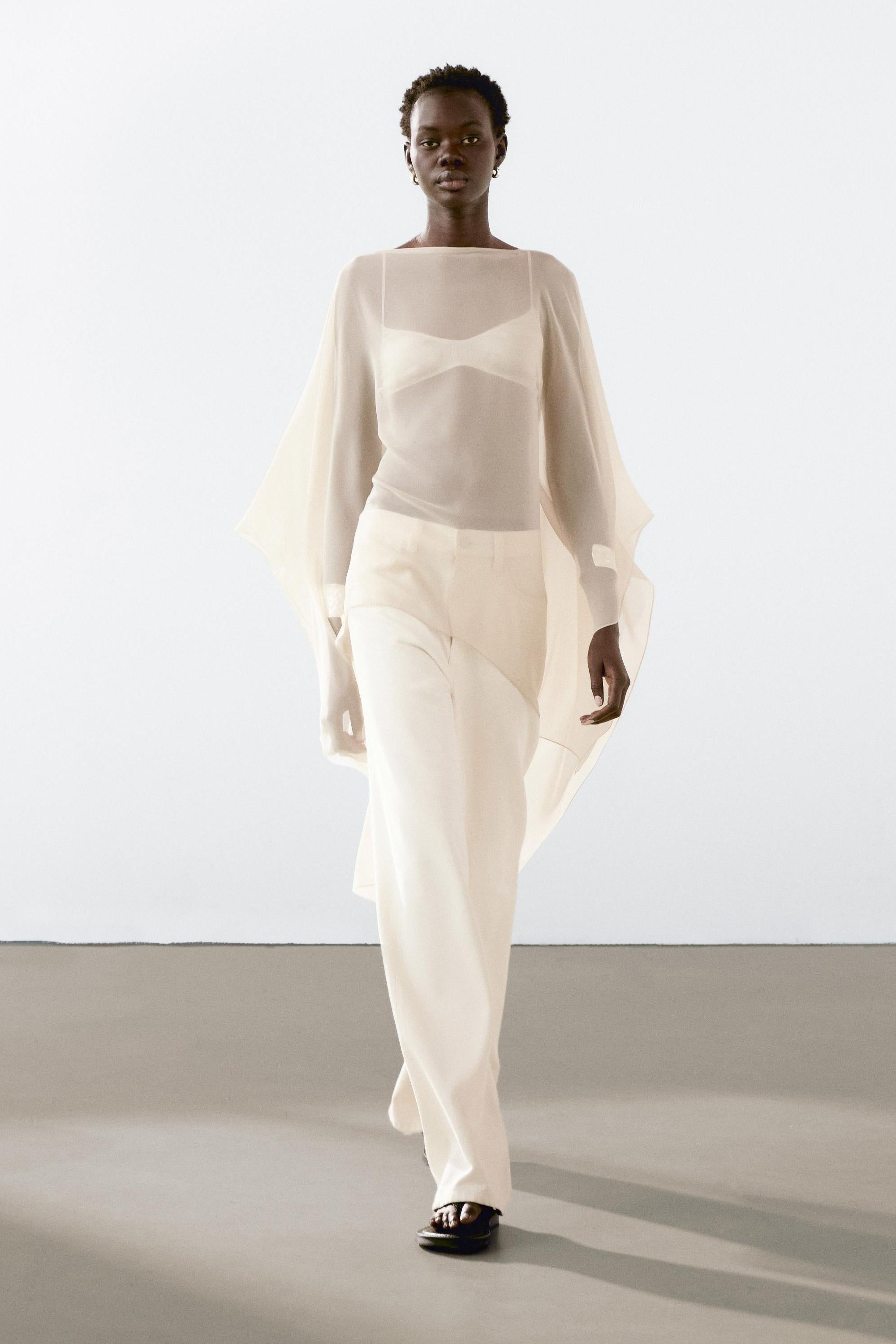 Chiffon Light Fluid Cape Top