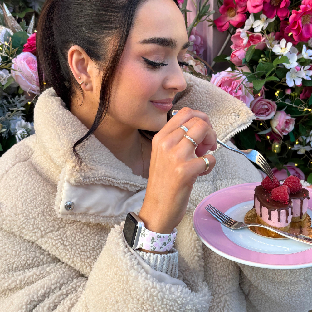 Buy Me Roses Bebek Pembesi Apple Watch Kayışı