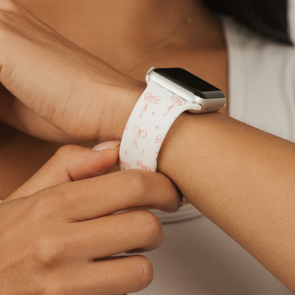 Zarif Fiyonklu Apple Watch Kayışı