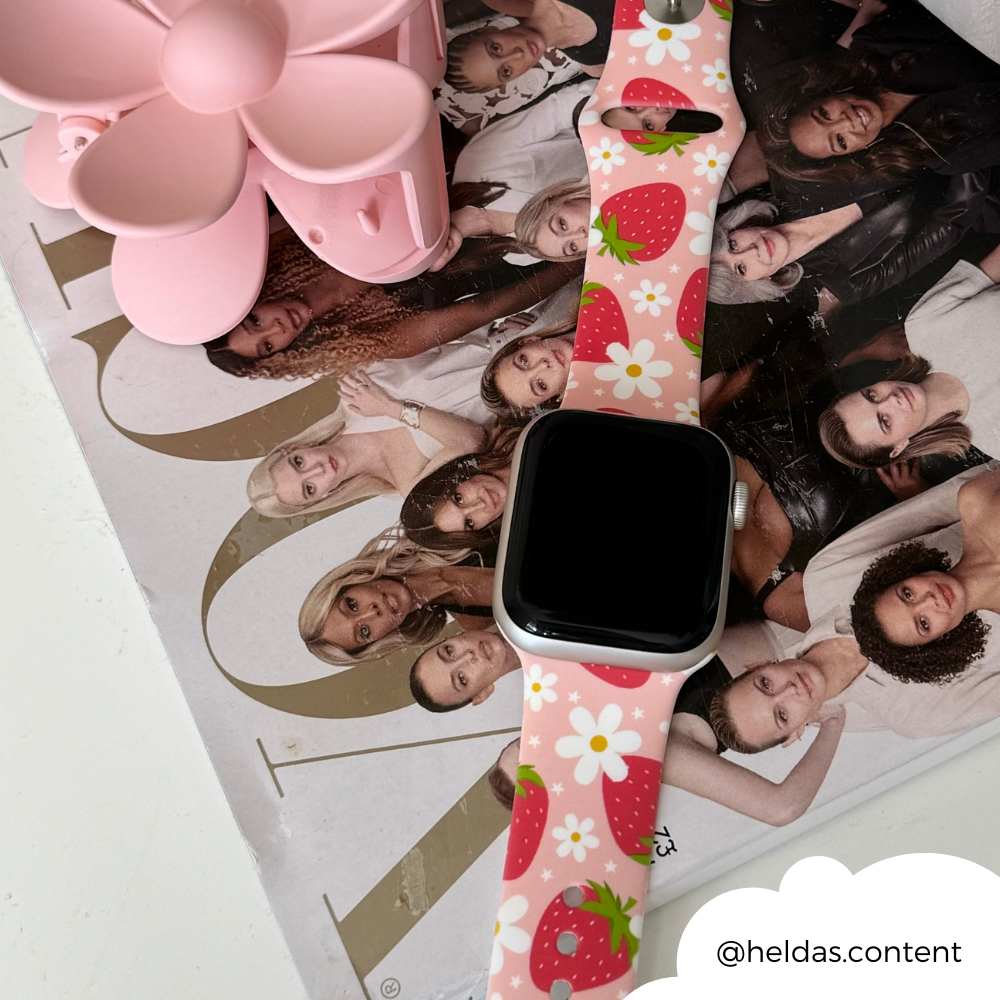 Sevimli Çilek Desenli Apple Watch Kayışı