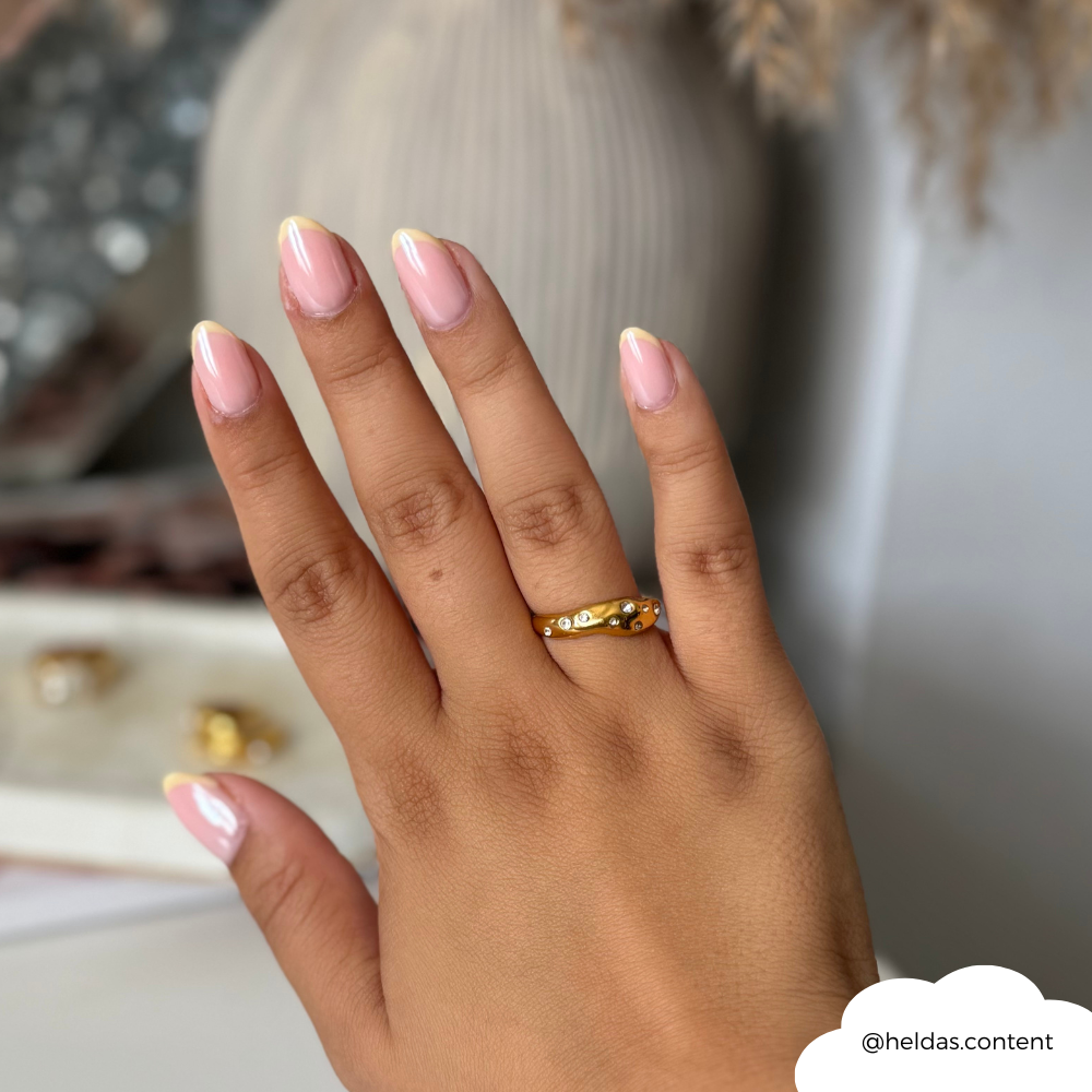 Göksel Fısıltı Yüzüğü