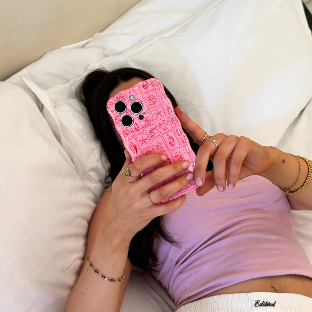 Dalgalı Telefon Kılıfı - Deniz Kabuğu Rivierası