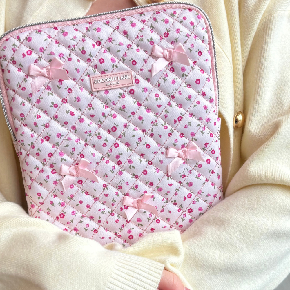 Pembe Kapitone Suluboya Çiçek Desenli iPad Kılıfı