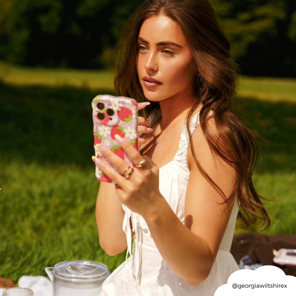 Wavy Phone Case - Berry Cute Strawberry