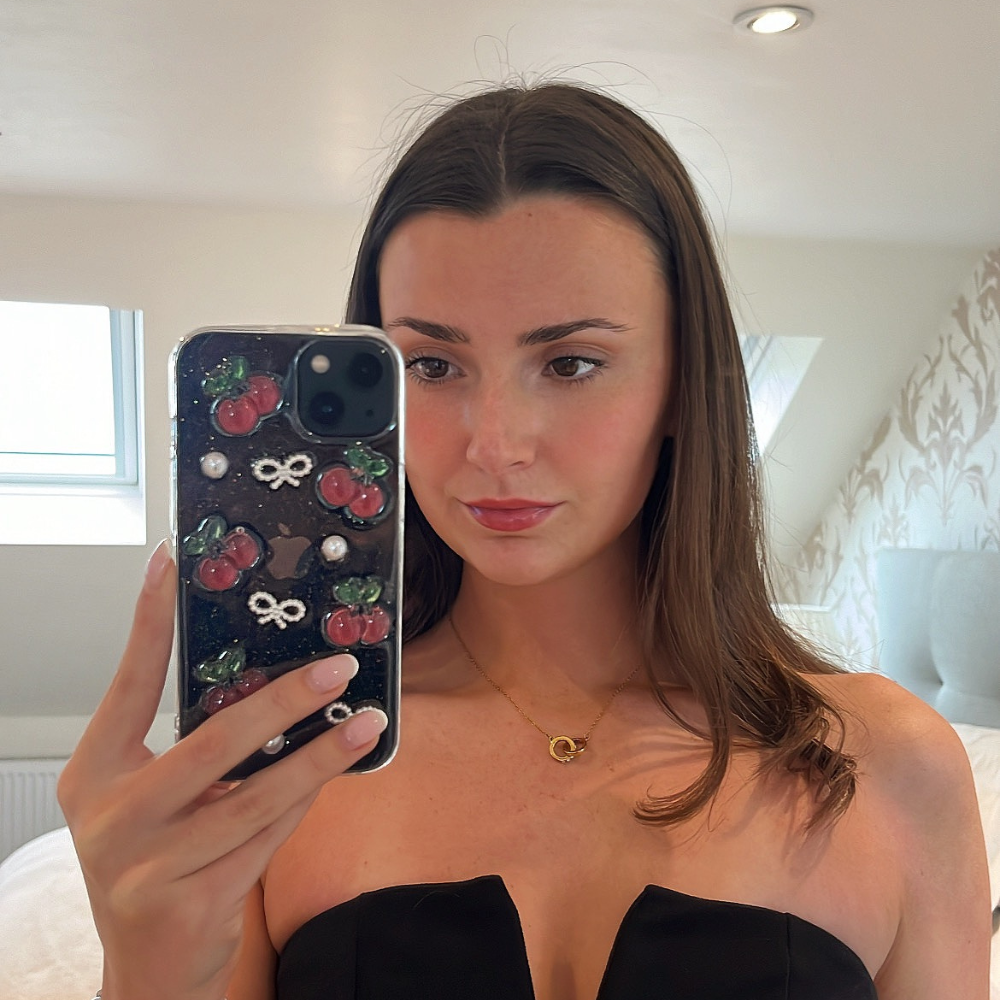 Kiraz ve Kurdeleli Telefon Kılıfı