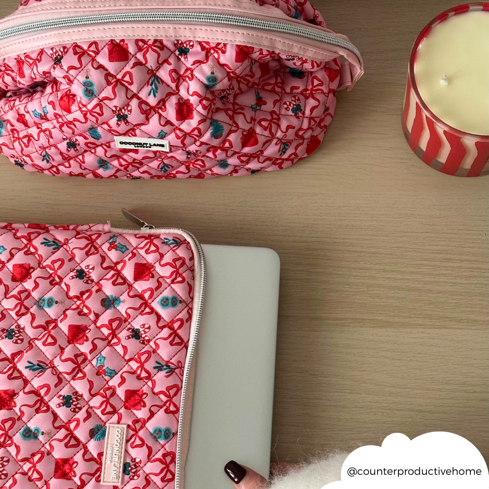 Kapitone Noel Öpücükleri Dizüstü Bilgisayar Kılıfı