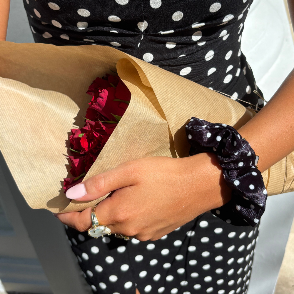 Siyah Puantiyeli Saç Tokası