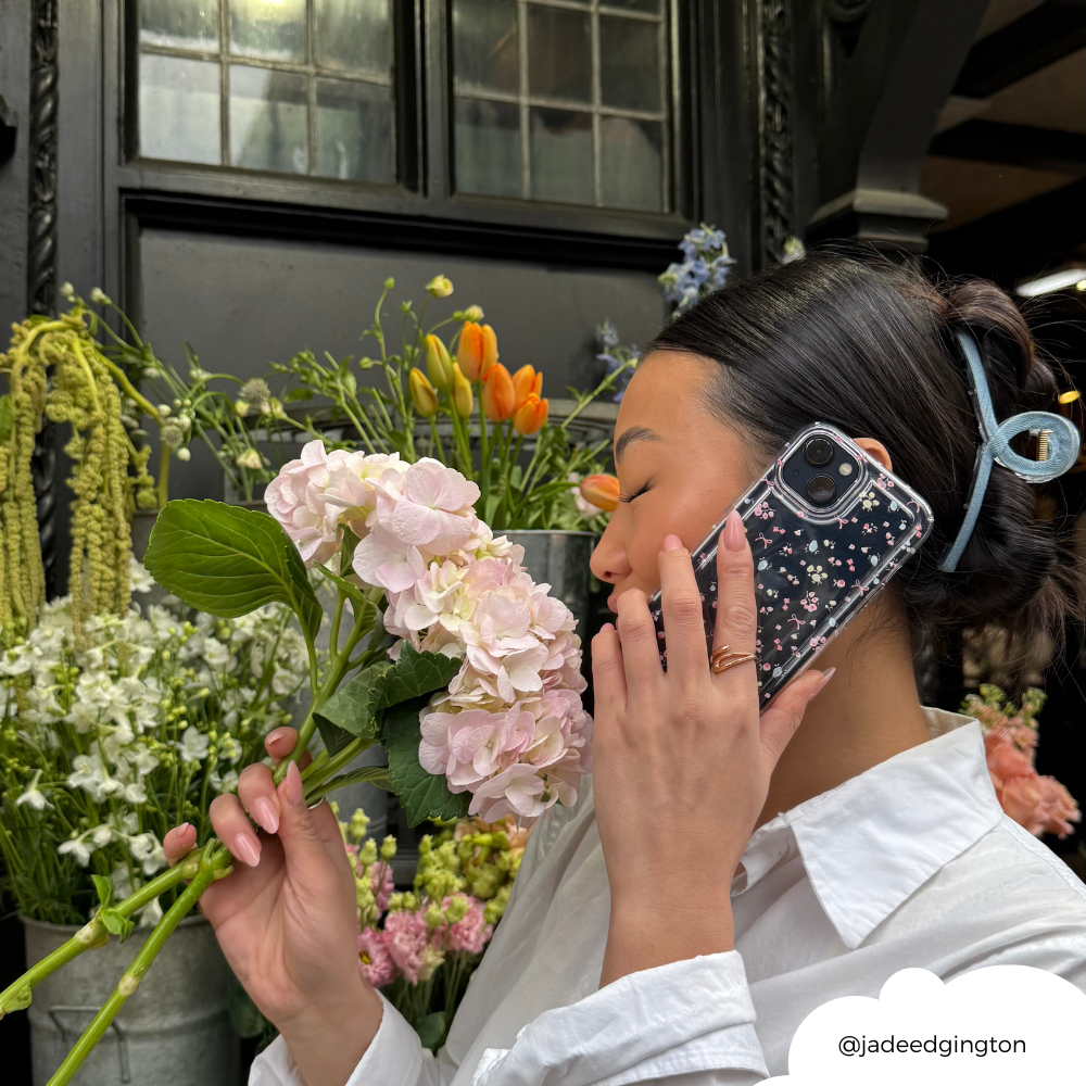 Şeffaf Telefon Kılıfı - Çiçek Açan Fiyonklar