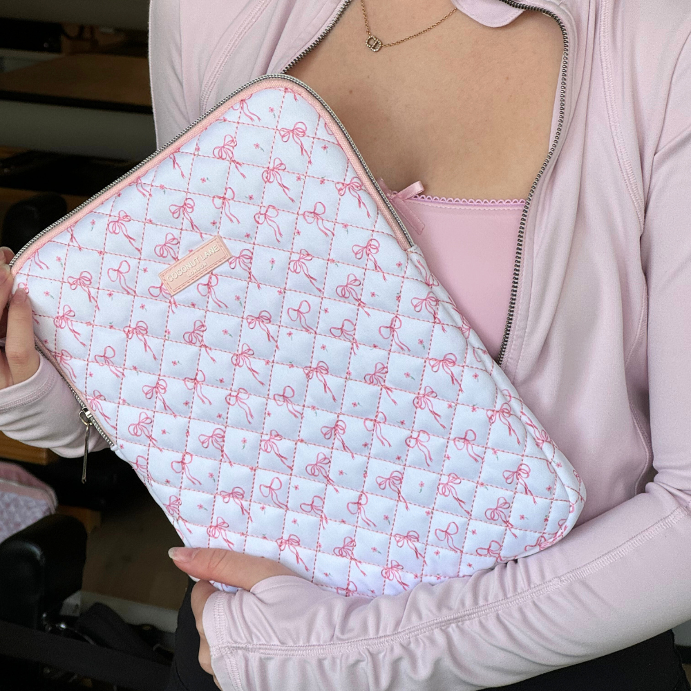 Quilted Dainty Bows iPad Sleeve