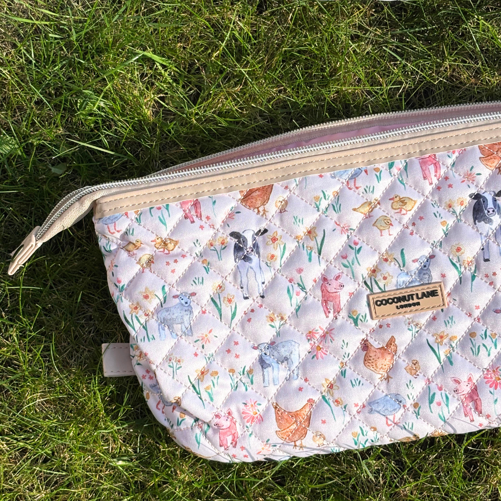 Genişletilebilir Makyaj Çantası - Kapitone Çiftlik Hayvanları