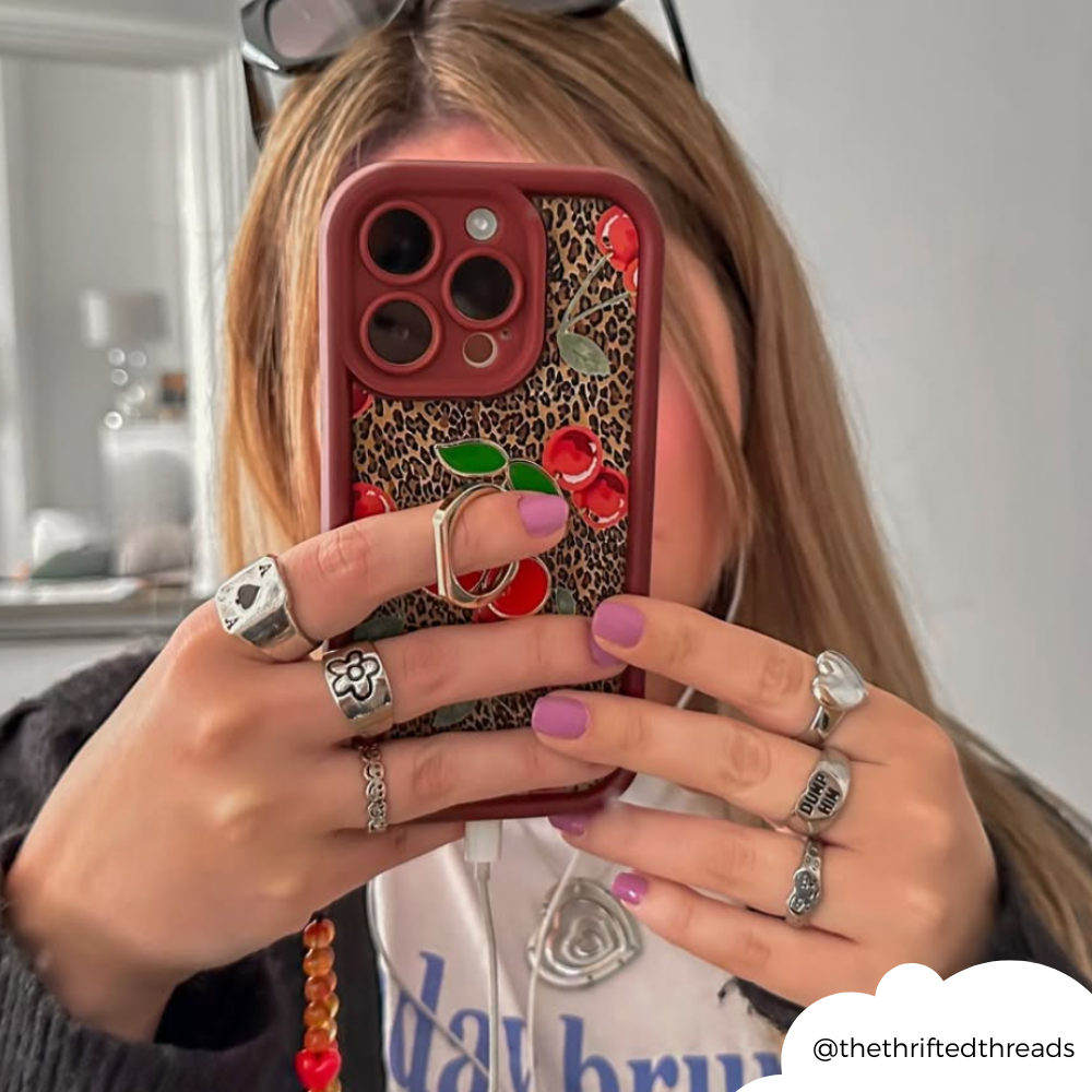 Leopar Kiraz Desenli Telefon Kılıfı