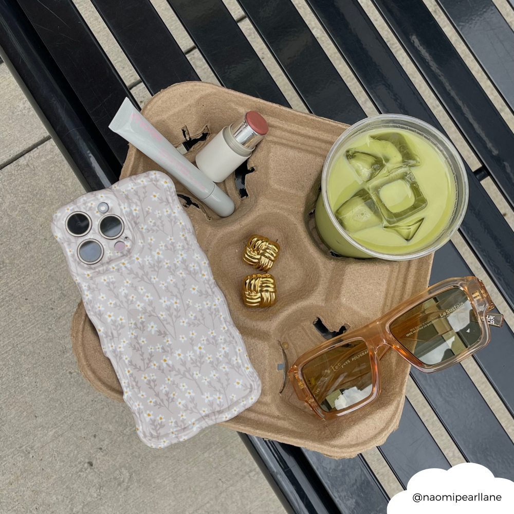 Dalgalı Telefon Kılıfı - Nude Çiçekler