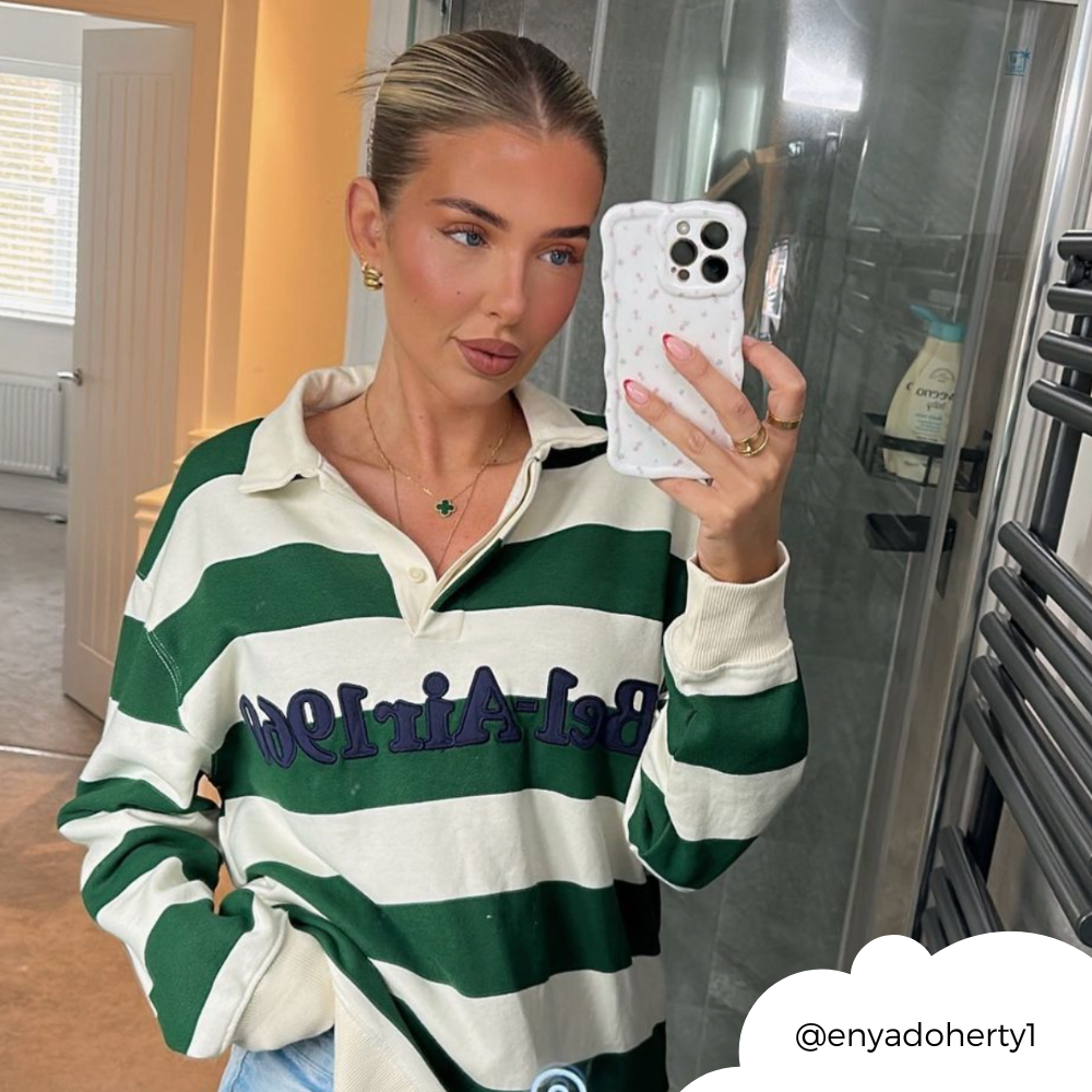 Dalgalı Telefon Kılıfı - Küçük Çiçekli Beyaz