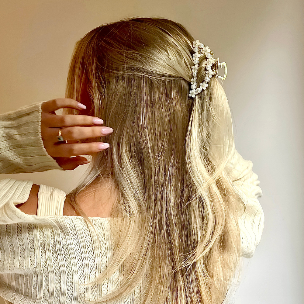 Çiçekler ve İnciler Pençe Klipsi