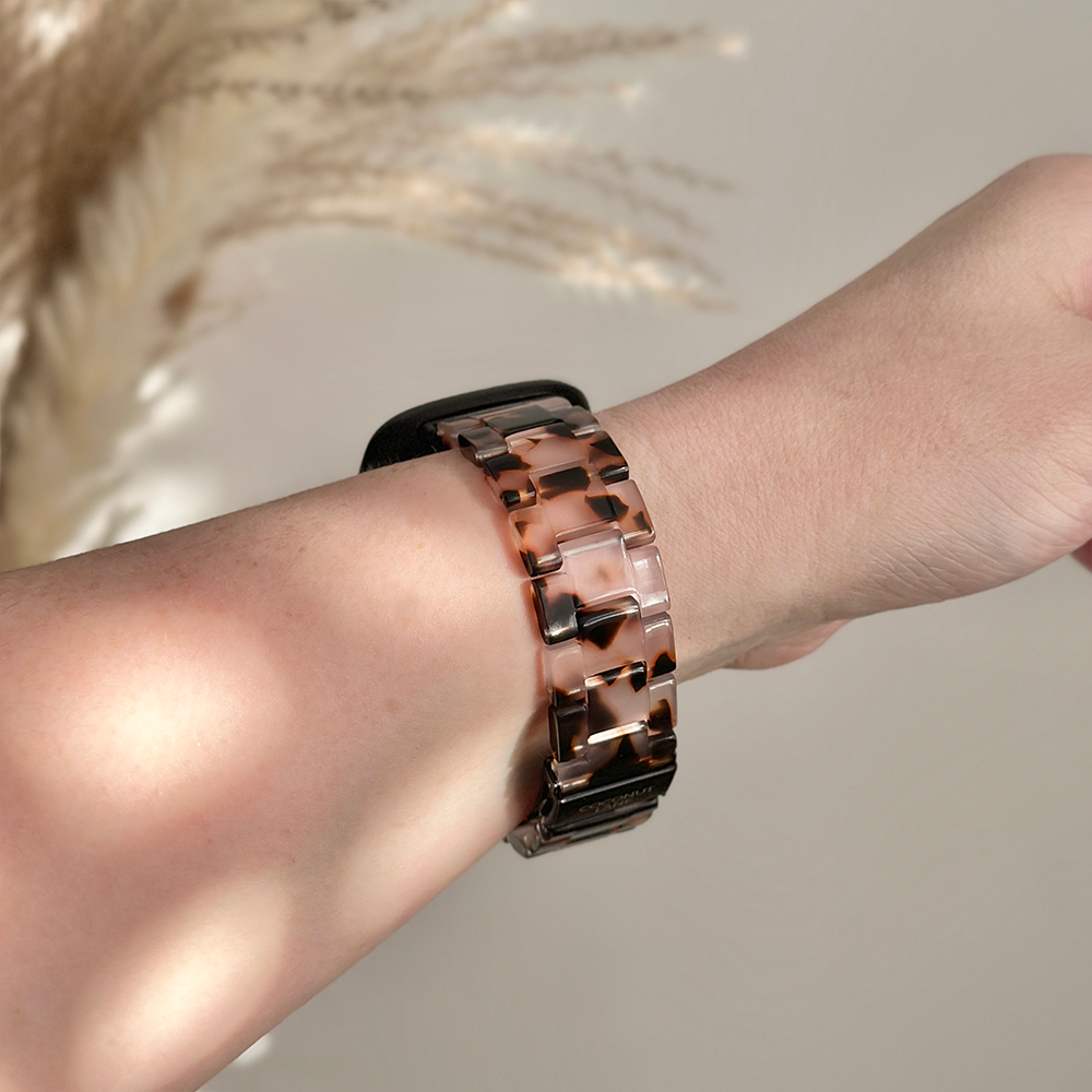 Fitbit Kayışı - LUXE Fildişi Kaplumbağa Desenli 