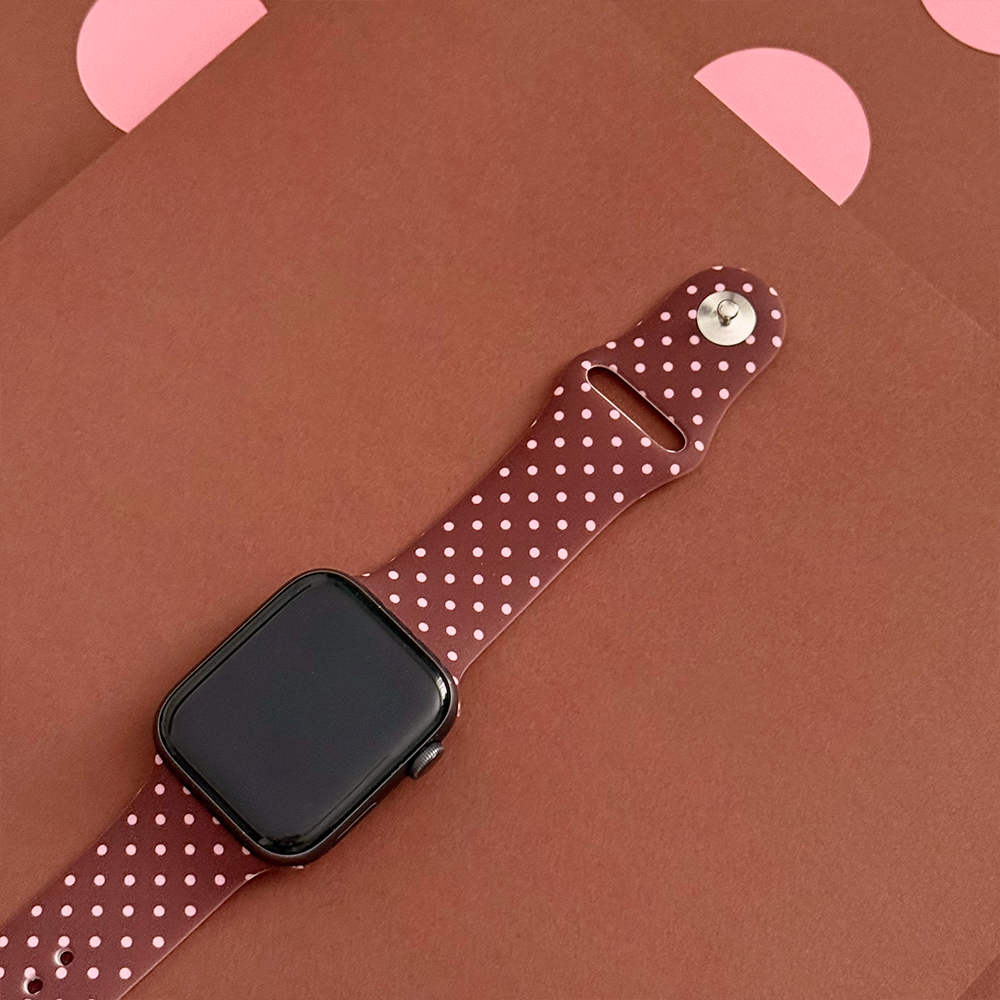 Kahverengi Puantiyeli Apple Watch Kayışı