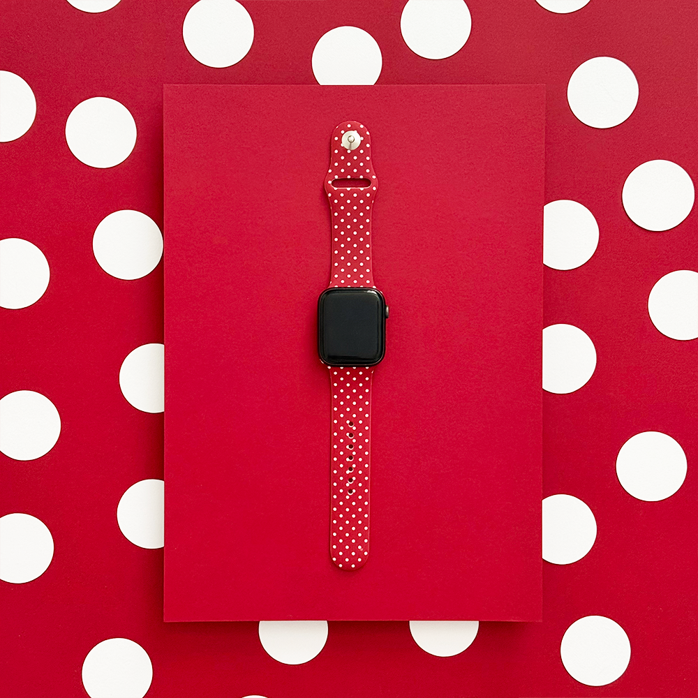 Bordo Puantiyeli Apple Watch Kayışı