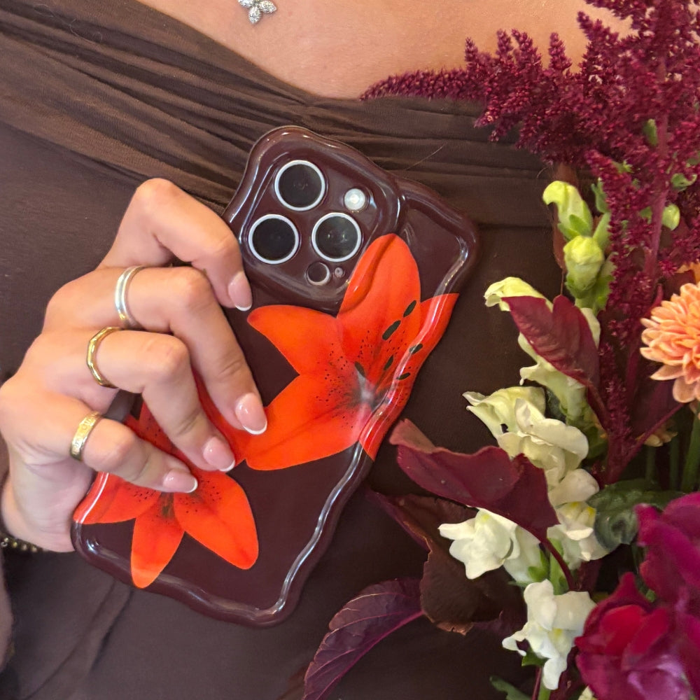 Wavy Phone Case - Cinnamon Lily
