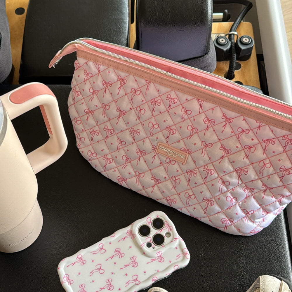 Genişletilebilir Makyaj Çantası - Kapitone Zarif Fiyonklar