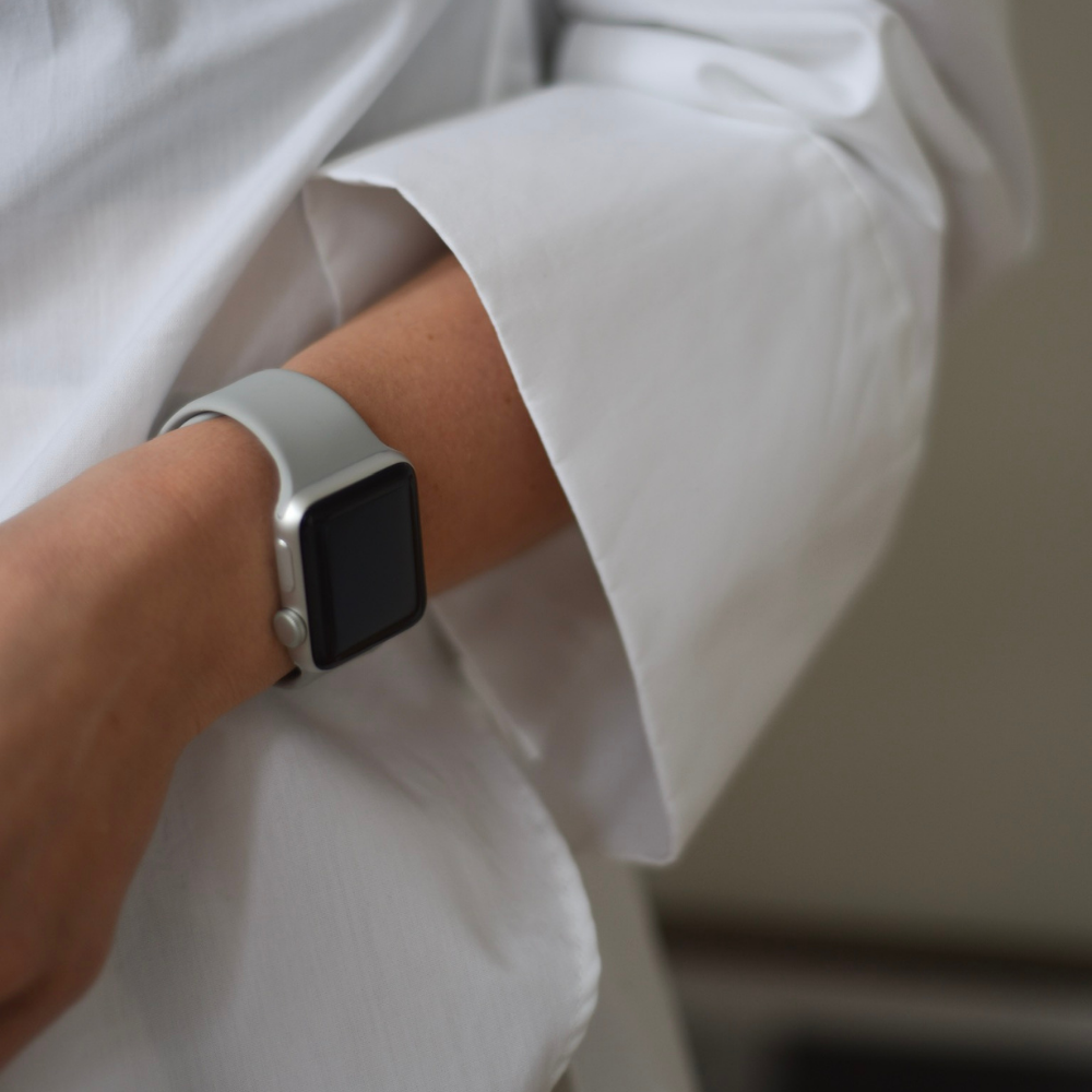 NAKD Apple Watch Kayışı - Buz Grisi