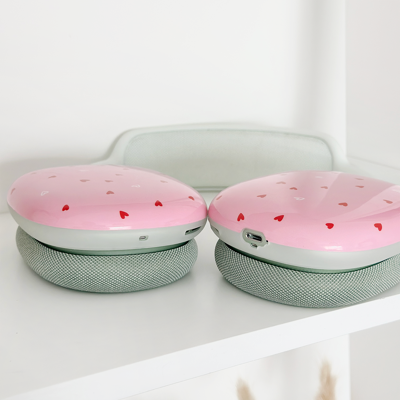 AirPods Max Case - Cute Hearts