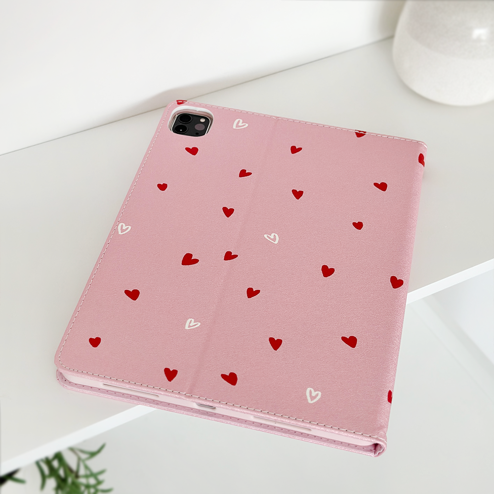 Sevimli Kalpler Desenli iPad Kılıfı