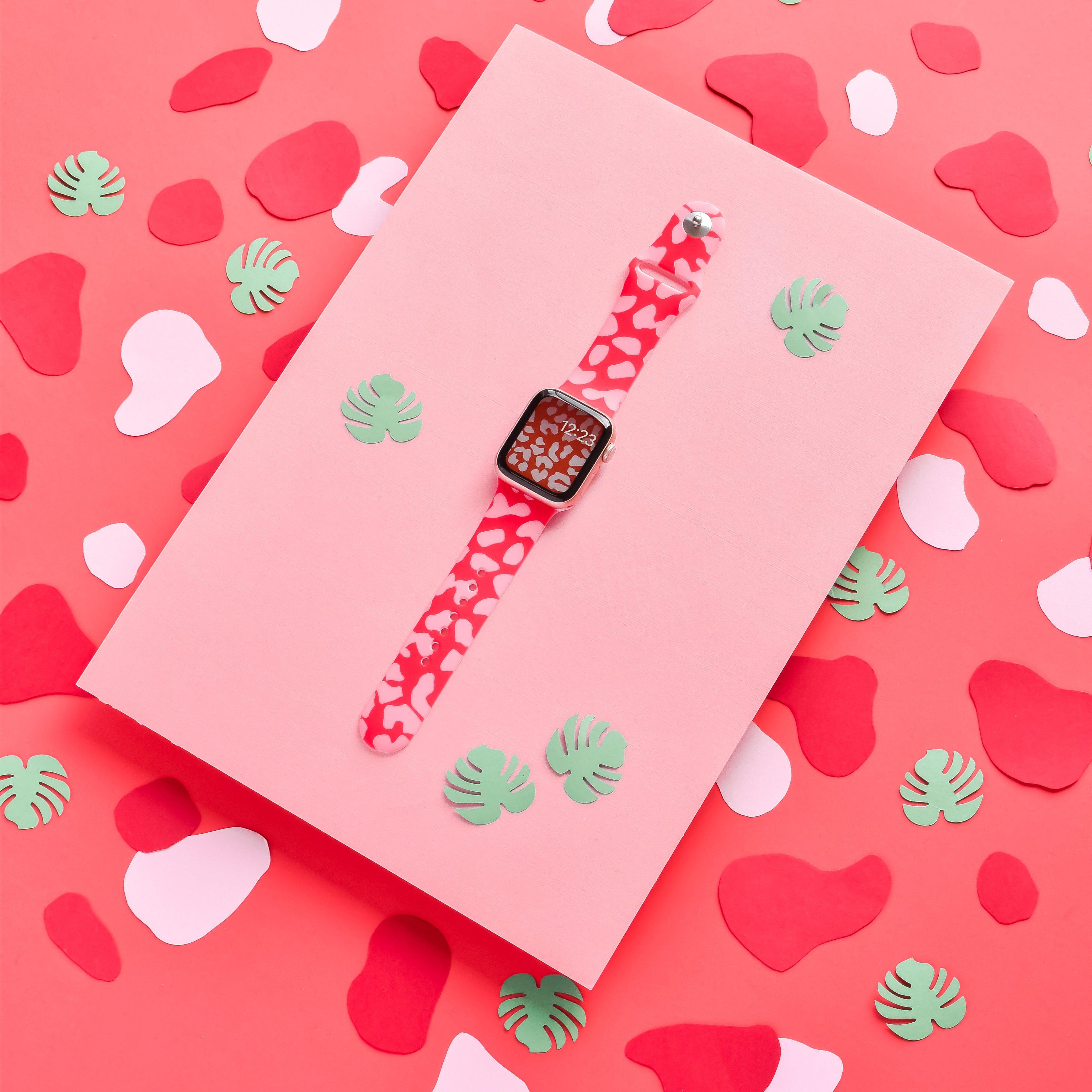 Kırmızı ve Pembe Leopar Desenli Apple Watch Kayışı