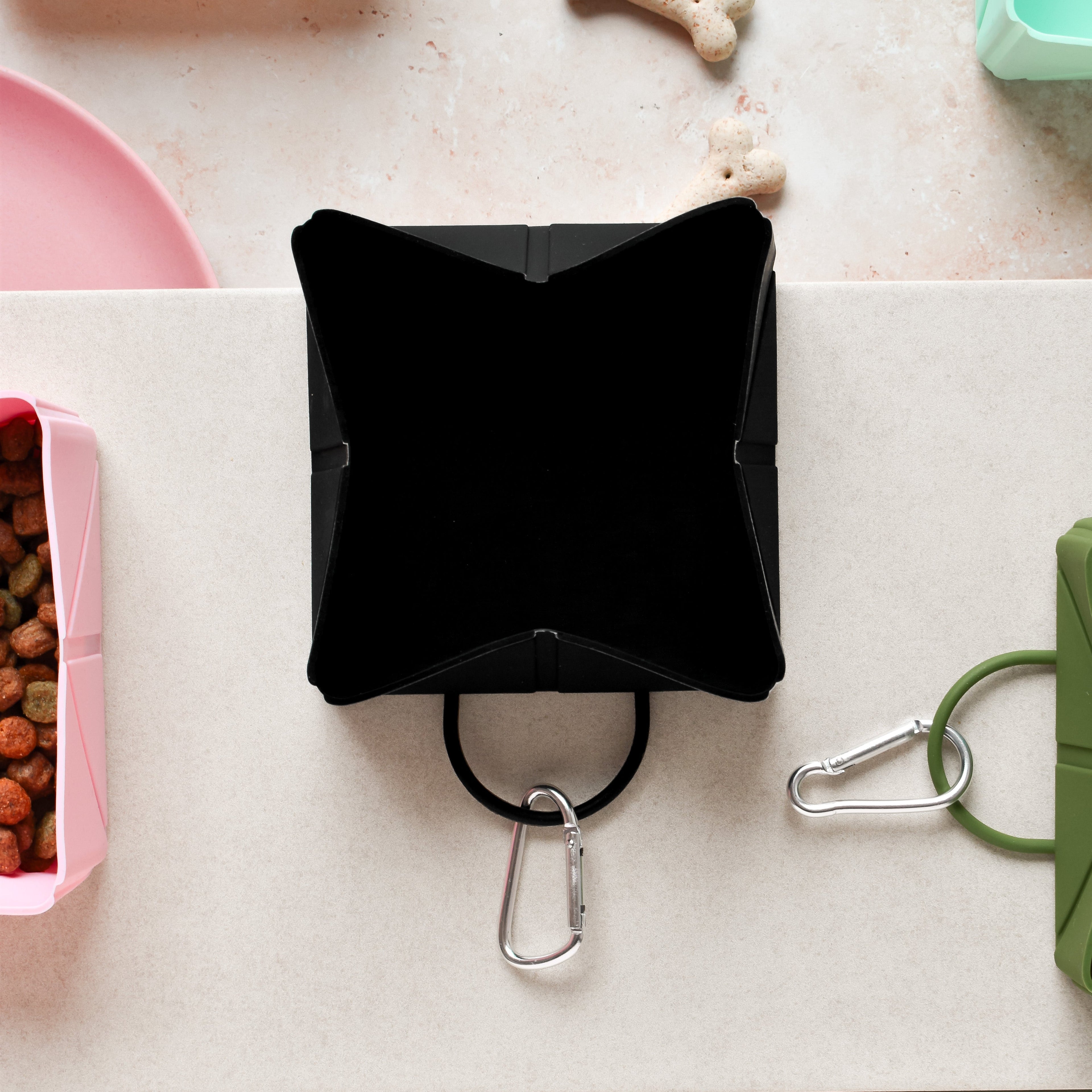 Cocopup marka katlanabilir seyahat kasesi - Siyah