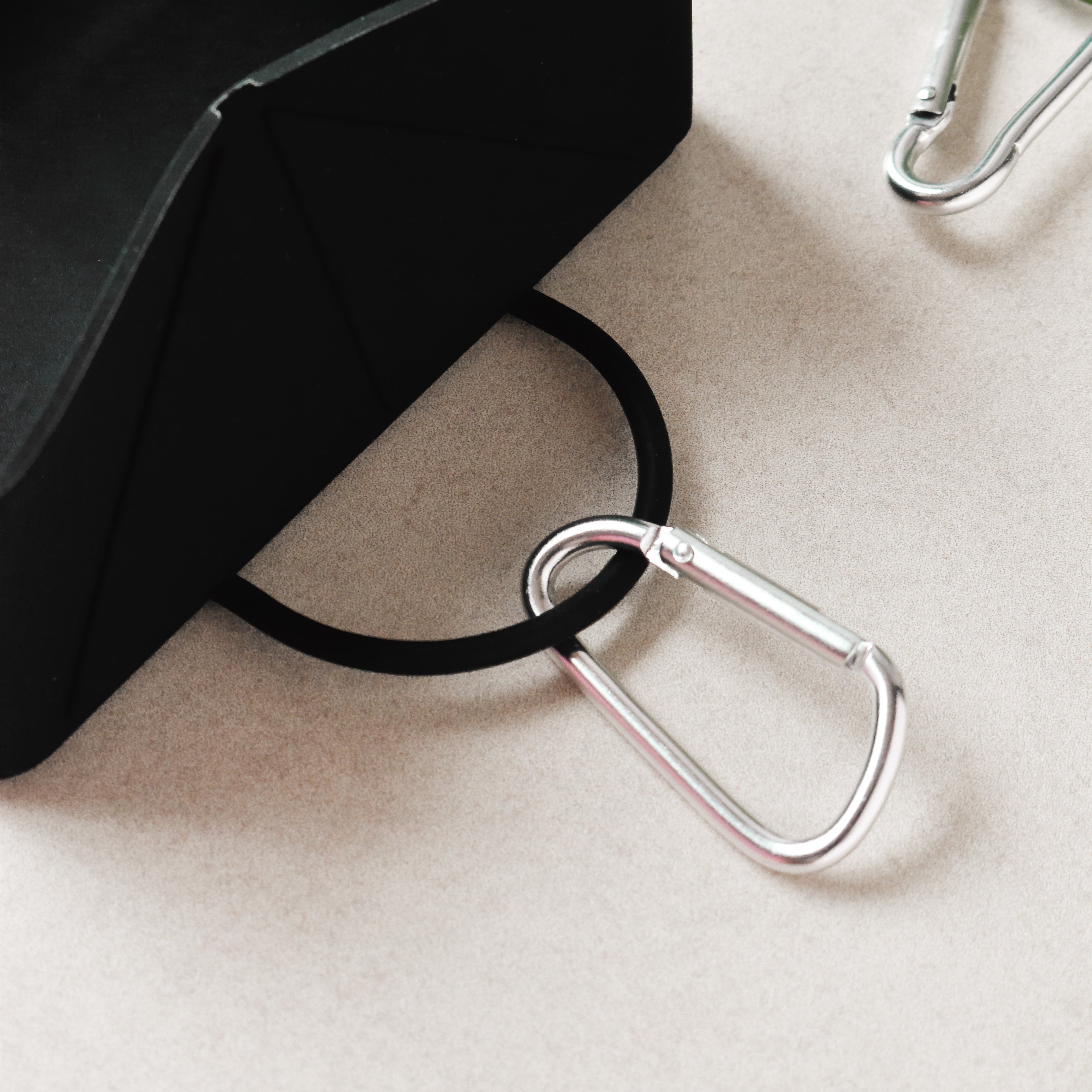 Cocopup marka katlanabilir seyahat kasesi - Siyah