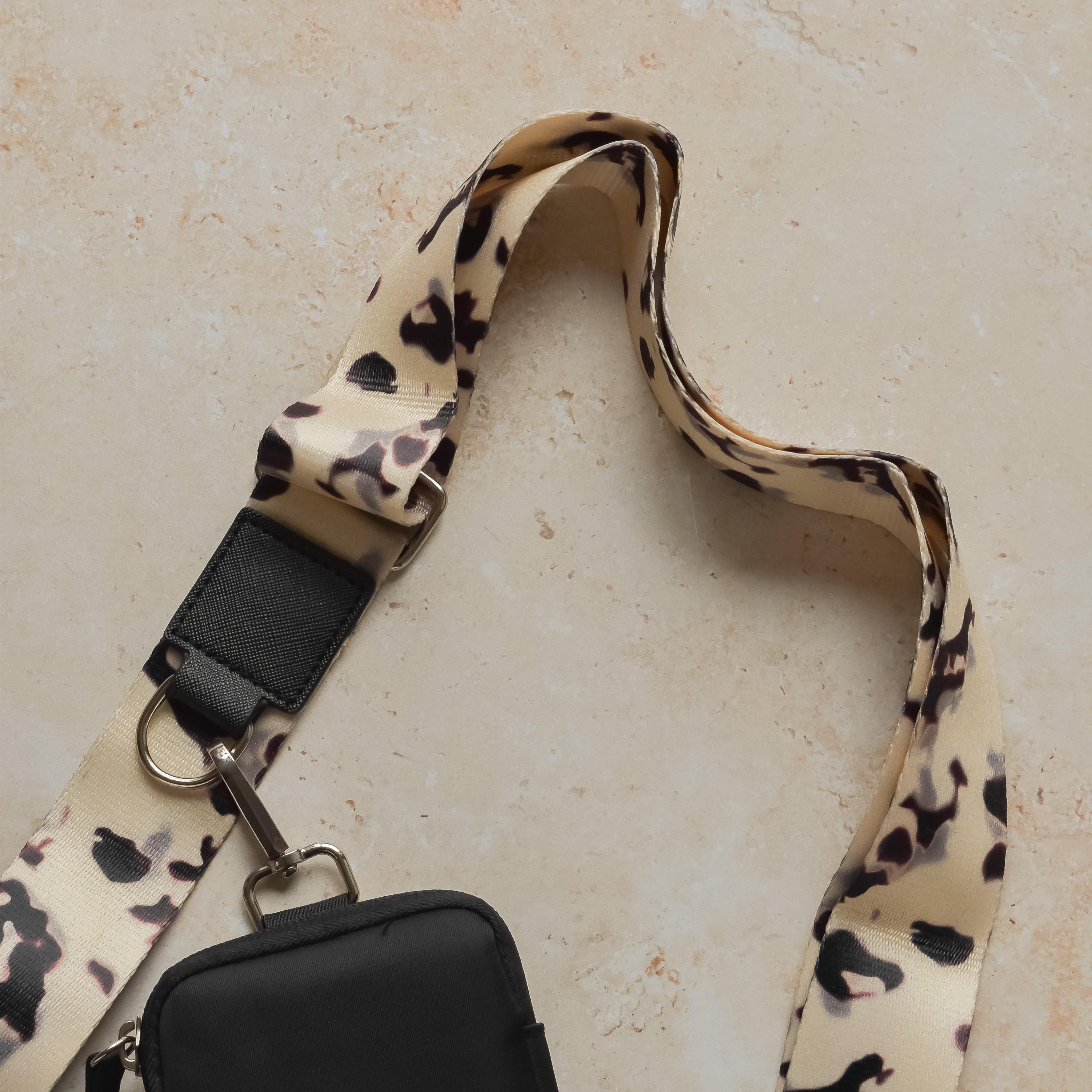 Köpek Gezdirme Çantası Seti - Fildişi Kaplumbağa Desenli