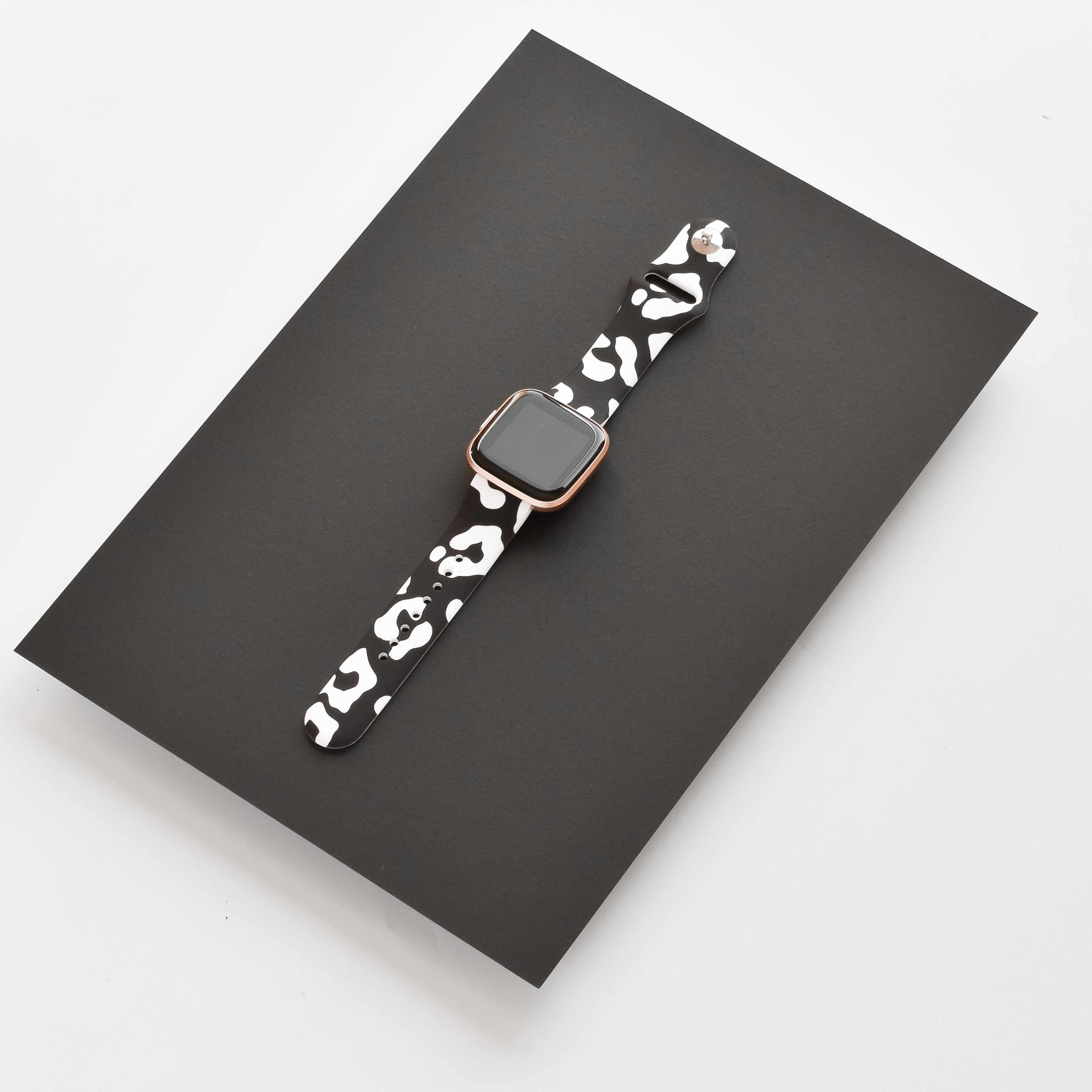 Fitbit Kayışı - Siyah Leopar Desenli