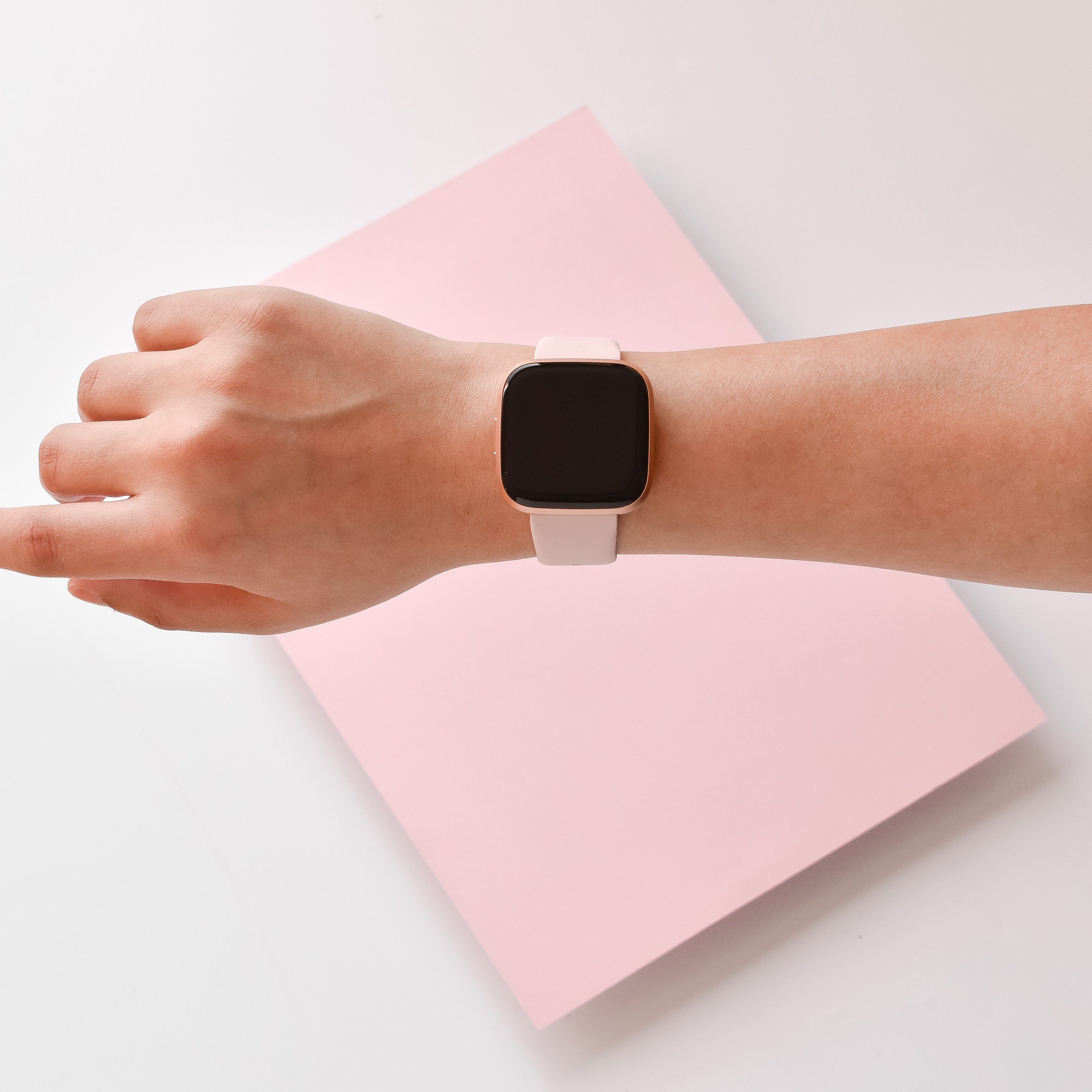 NAKD Fitbit Kayışı - Pudra Pembesi