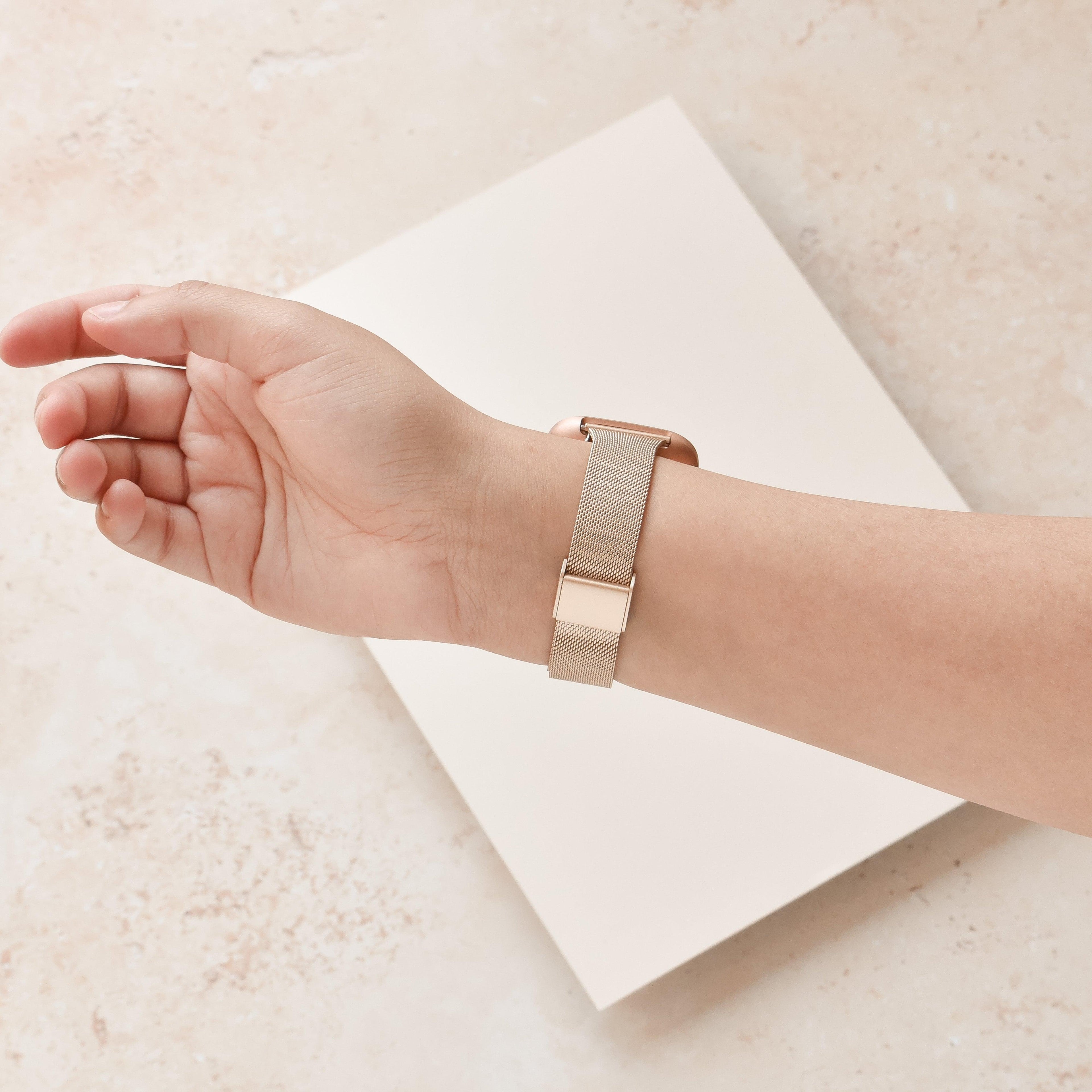 Fitbit Kayışı - İnce Milanese - Altın