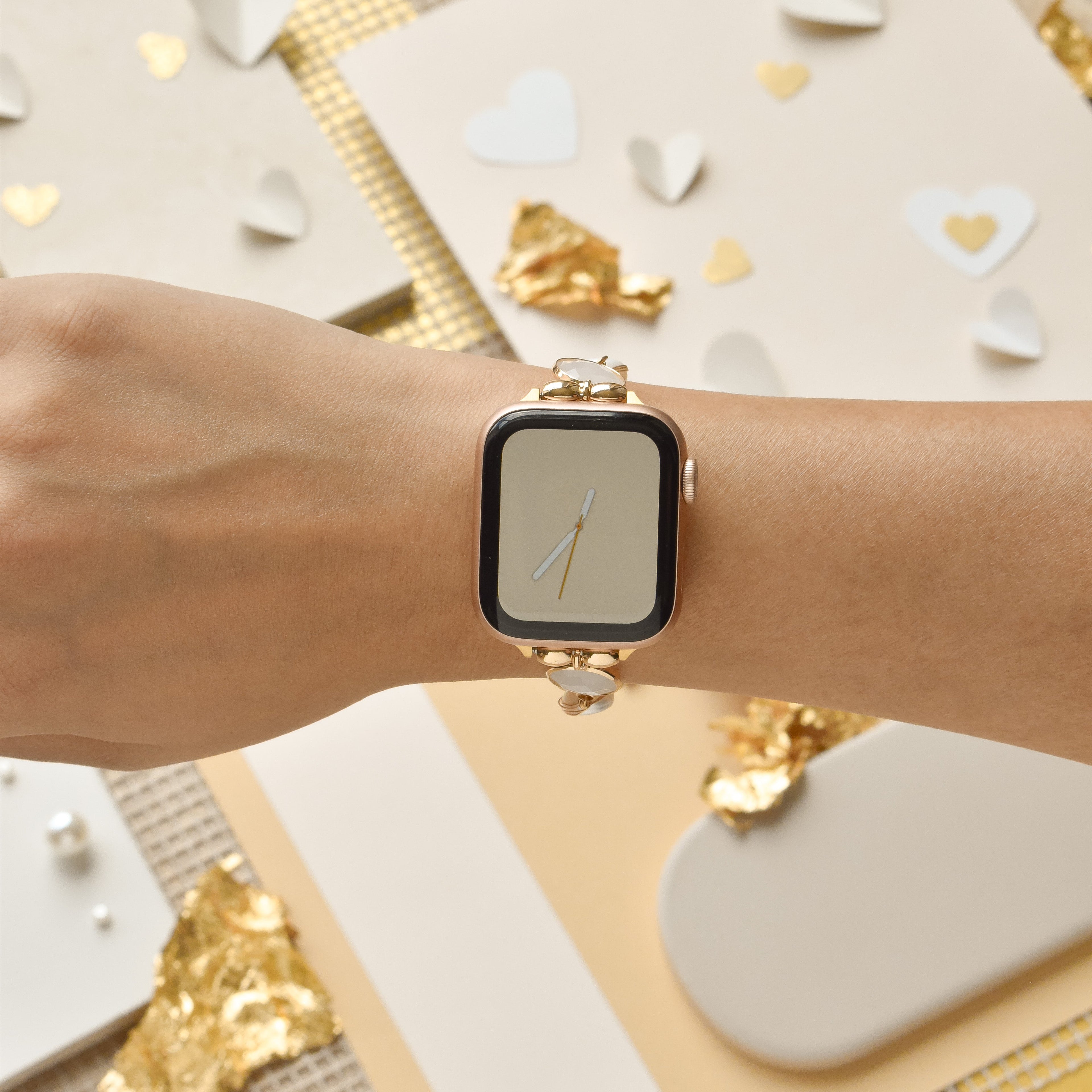 Sevimli Taşlı Bileklik Apple Watch Kayışı