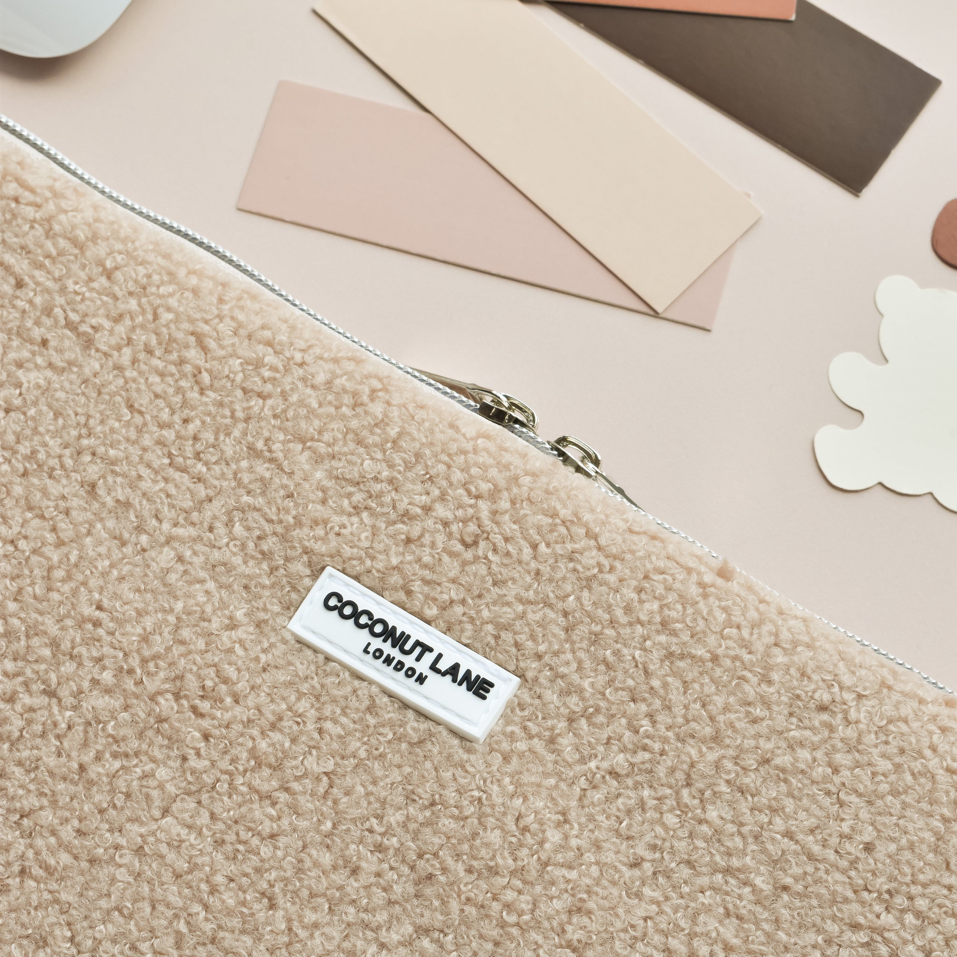 Teddy Rupert Dizüstü Bilgisayar Kılıfı 